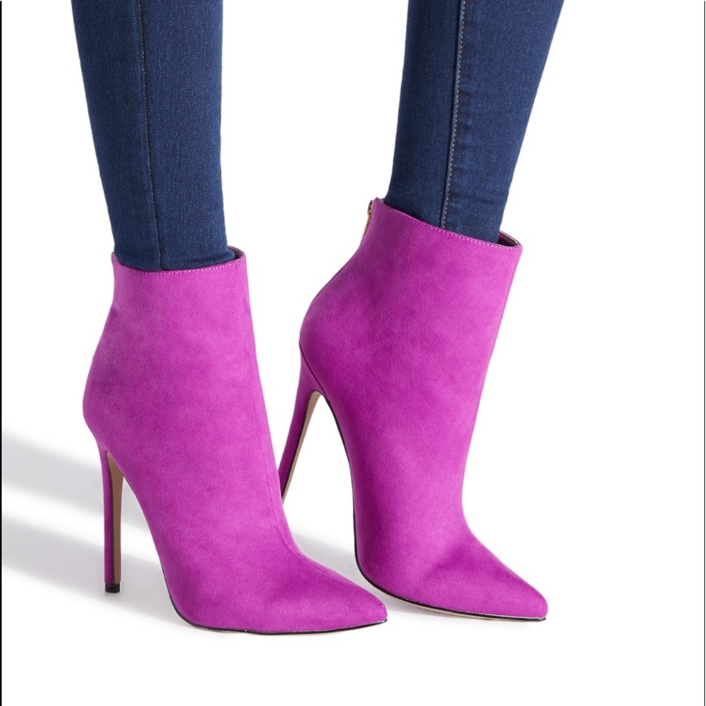Shoedazzle, Booties, Verna, size 6 bootie Magenta
